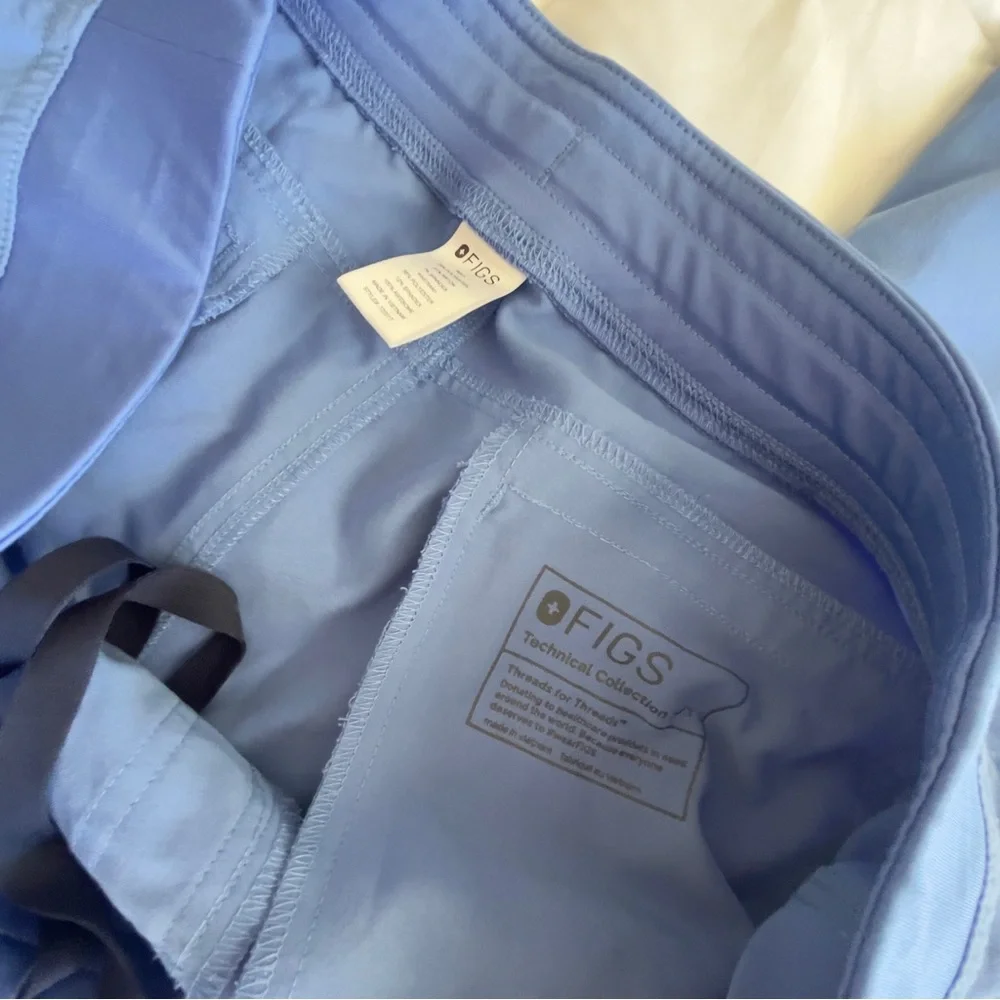 Figs Men's Blue Cargo Medical Scrub Pants